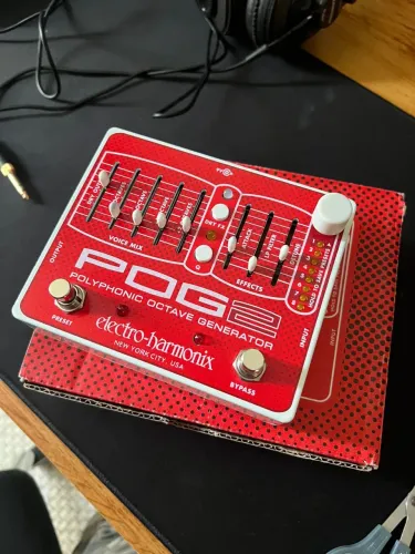 Pedal oitavador POG2