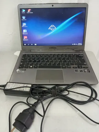 Ultrabook samsung intel core i3 / 4gb ram / 500gb hd