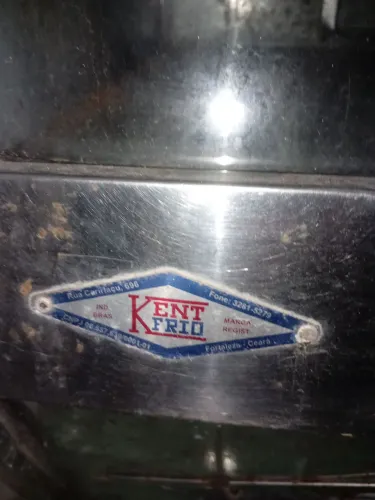 Vendo um expositor de salgados ou bebidas