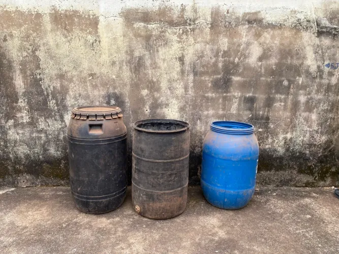 Tambores 200 litros de plástico