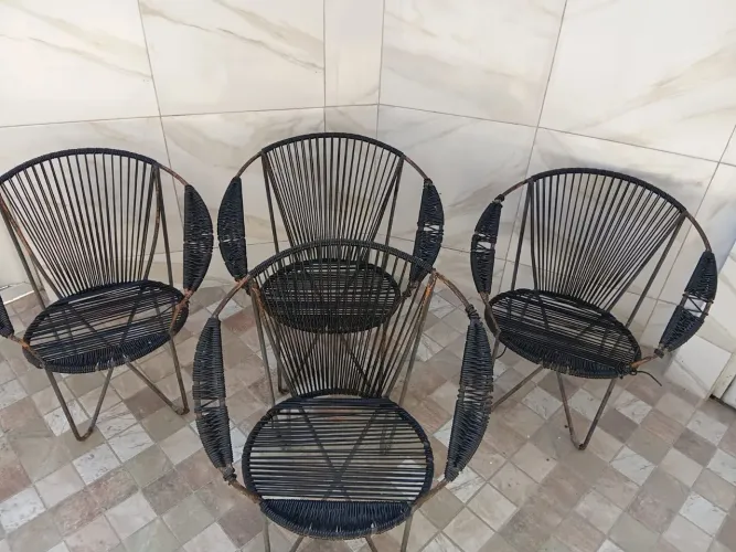 Conjunto de cadeiras para terraço