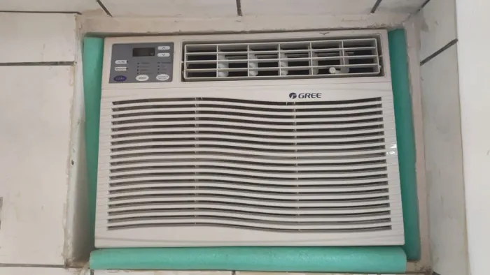 Ar condicionado 10500 btu 220 V