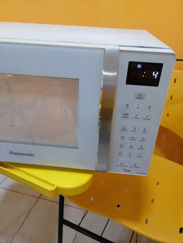 Micro ondas Panasonic 34lt