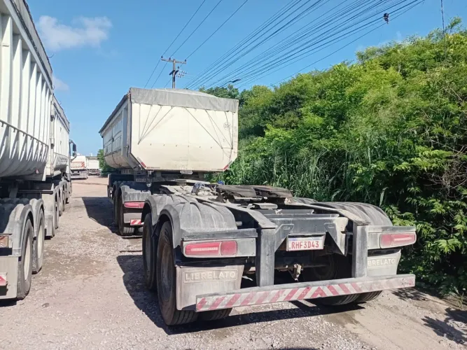 Carreta RODOTREM basculante (caçamba), Librelato, ano e modelo 2021.