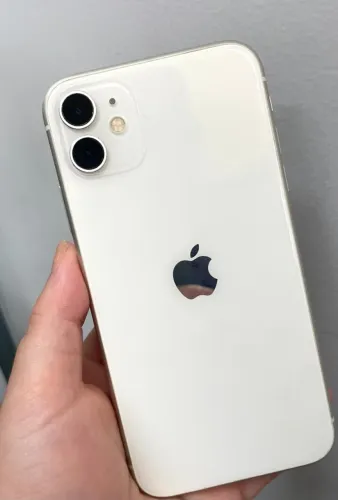 iPhone 11