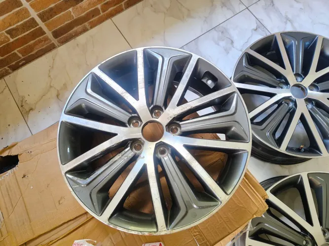 Roda 18" Hyundai Tucson 2018 (UNIDADE)