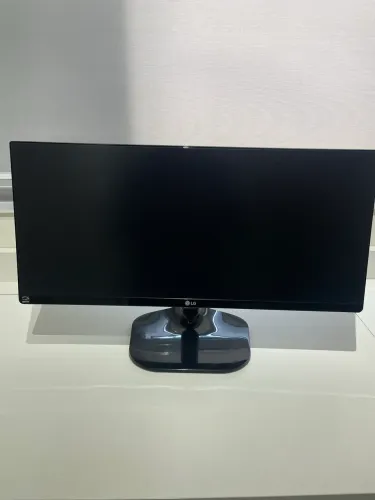 Monitor ultrawide LG