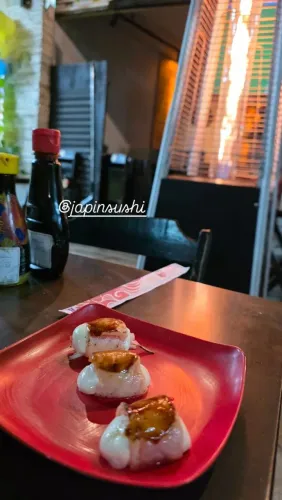 Vaga Ajudante de Cozinha e SG