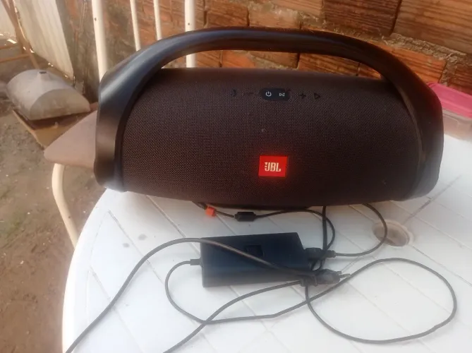 Caixa de som bom box