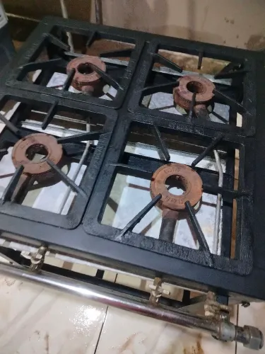 VENDO FOGÃO INDUSTRIAL 4 BOCAS, FUNCIONANDO PERFEITAMENTE,