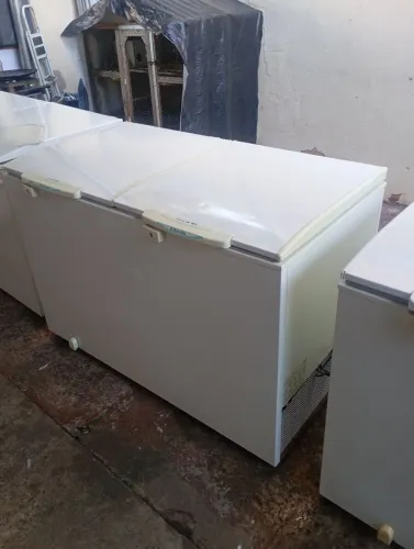 Freezer duas tampas Electrolux