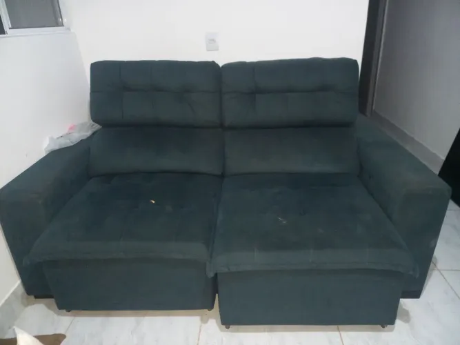 Vende-se sofá retrátil e reclináveis, usado