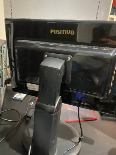 Monitor positivo 19?