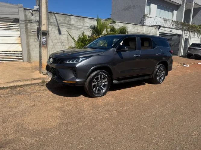 Toyota Hilux CD SRV 4X4 2.8 TDI Diesel Aut. 2022