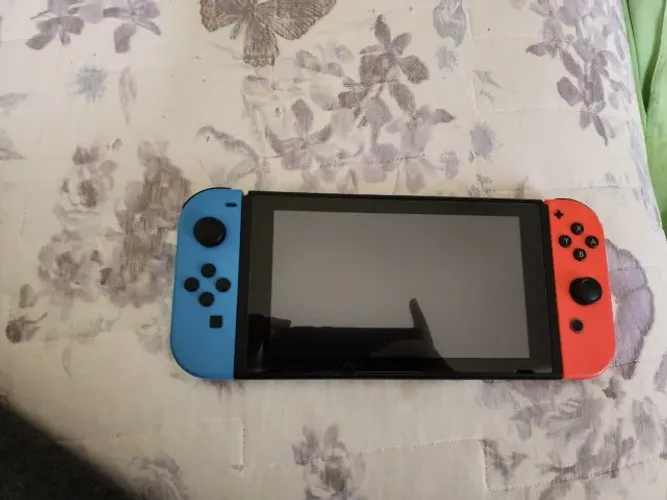 Nintendo Switch V1 Neon