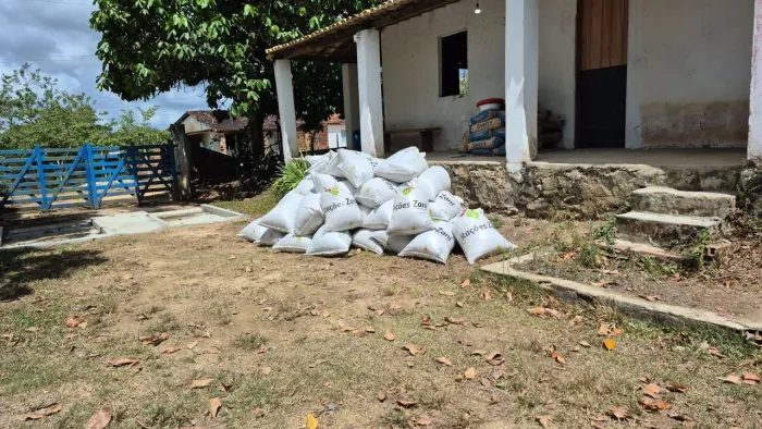 VENDE-SE ESTERCO DE GALINHA