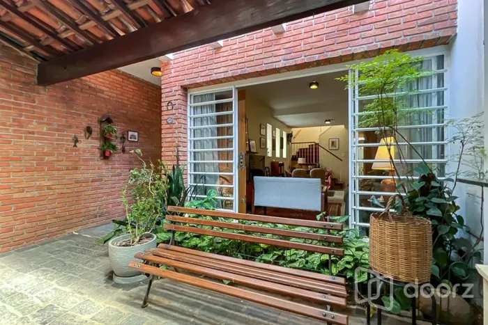 Imóvel na Ribeiro do Vale com 5 dormitórios e 231m²