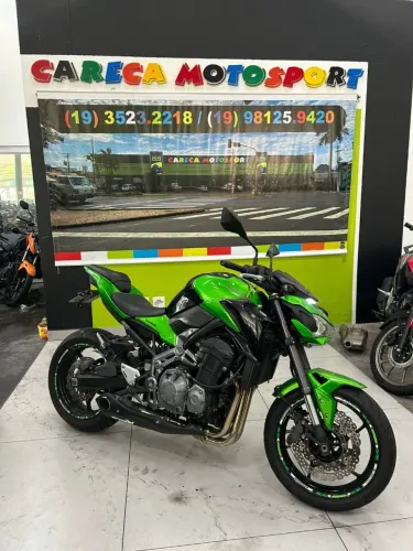 KAWASAKI Z900