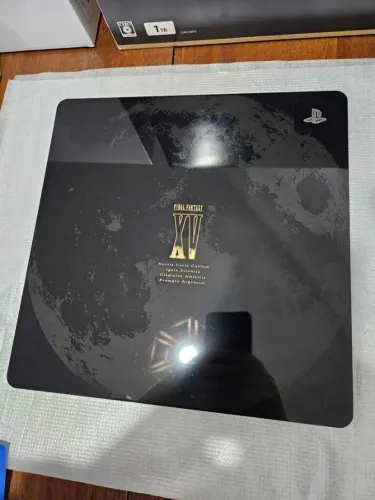 Playstation 4 - Final Fantasy