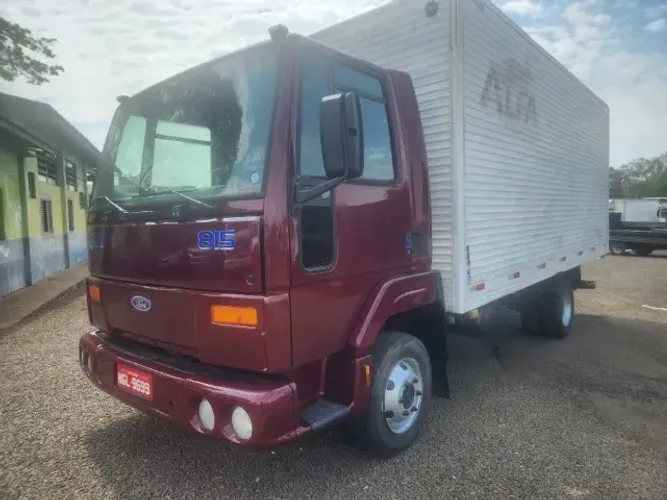 FORD CARGO 815 2007 BAÚ