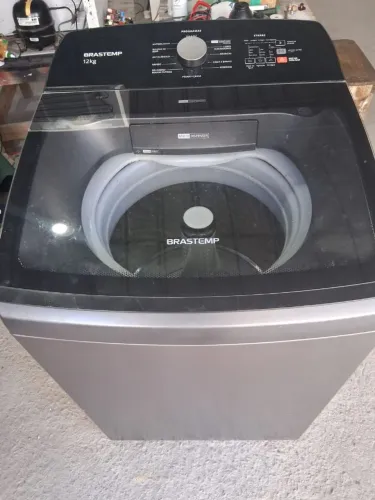 Vendo máquina de lavar Brastemp 12 kgs