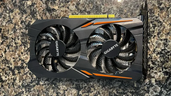 Placa de vídeo GTX 1050 TI 4GB GIGABYTE