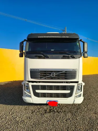 Cavalo FH 400 4x2T