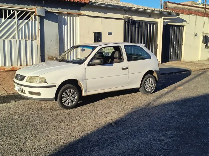 Volkswagen Gol Geração III Plus 1.0 MI 16V Gasolina Mec. 4P 2004