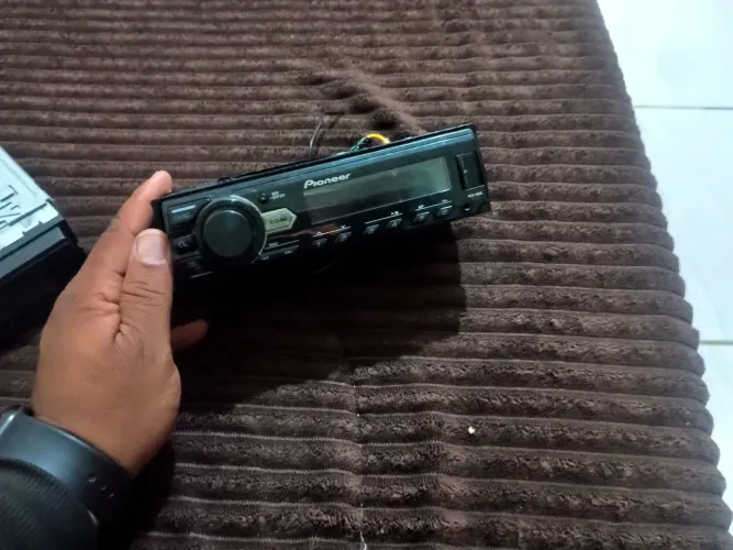 Som Pioneer