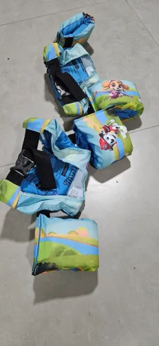 Boia de braço para criança paw patrol
