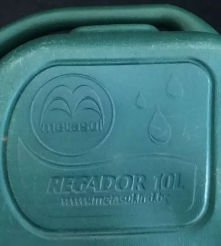 REGADOR DE JARDINAGEM METASUL