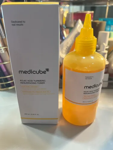 Medicube kojic clareador de manchas