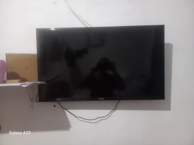 Vendo uma smartv samsung 32 polegadas