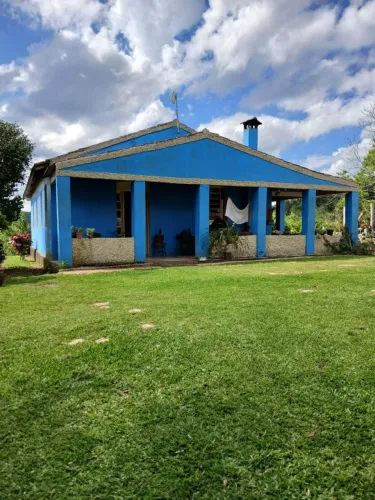 Sitio em morro redondo 