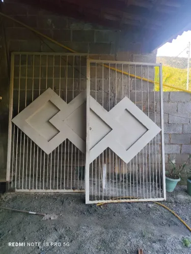 Portão de garagem