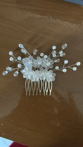 Aplique para noivas, madrinhas ou damas