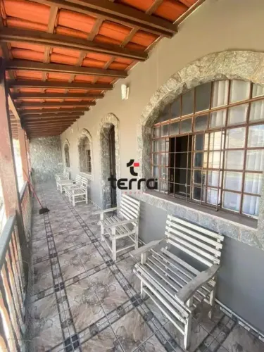 Imóvel para aluguel tem 1 metros quadrados com 3 quartos em Goiânia - Belo Horizonte - MG