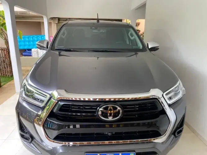Toyota Hilux CD SRX 4X4 2.8 TDI 16V Diesel Aut. 2025