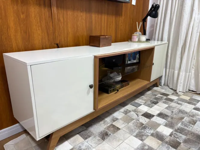 VENDO RACK SALA