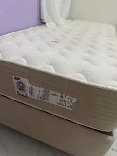 Vende cama Box solteirão