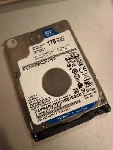 HD 1 TB WD para notebook ou case para HD externo , saúde 100%