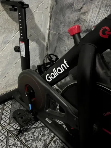 Bicicleta Ergométrica Spinning Gallant Connect Max