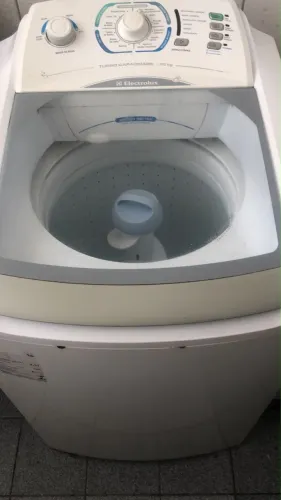 Máquina de lavar roupa 
