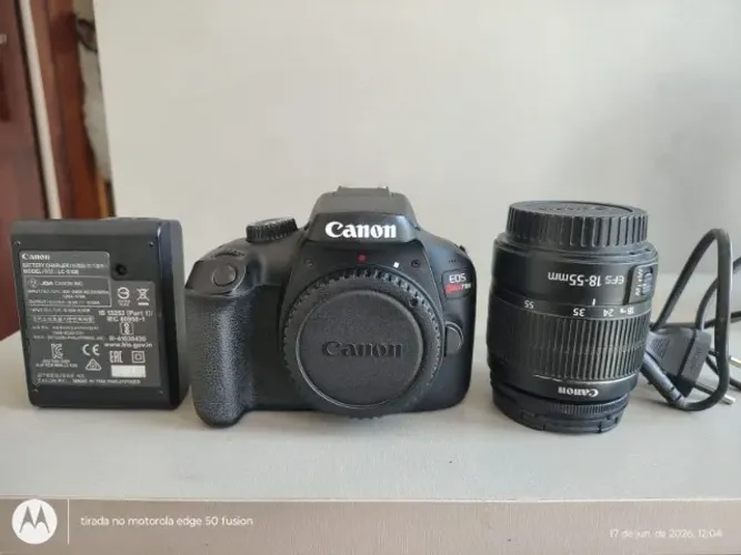 Canon T100 EOS