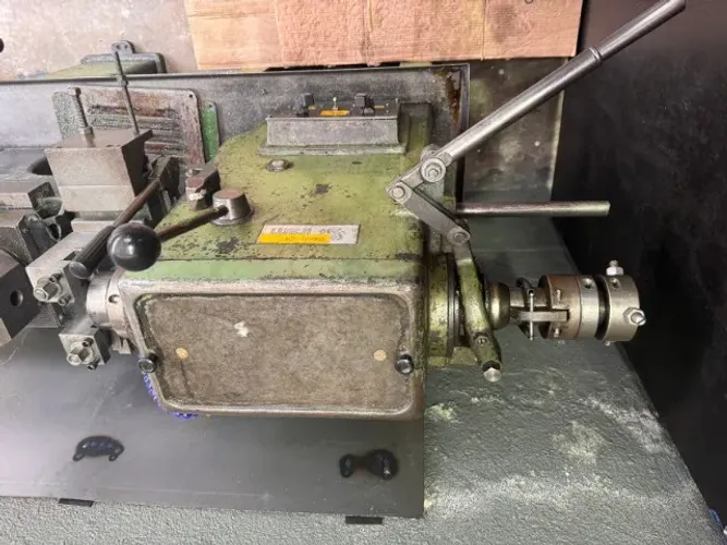 TORNO REVOLVER VERDE - MARCA IRAM - PASSAGEM 1 1/2