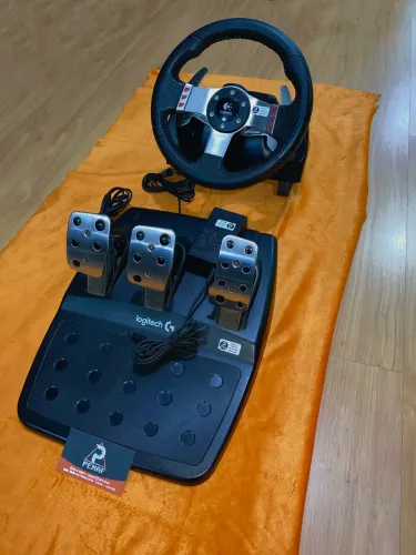 Volante g27 e pedal LOGITECH