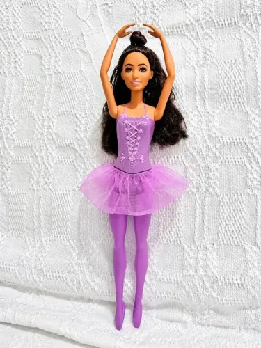 Barbie Bailarina com rosto Barbie deluxe