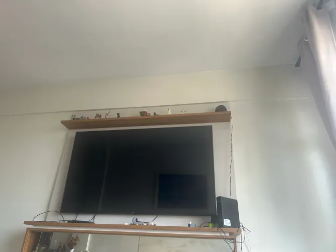 Painel/ Rack de Televisão em bom estado