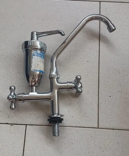 Torneira de bancada para cozinha