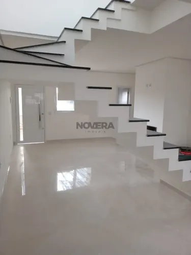 Lindo Sobrado à venda no Amarilis